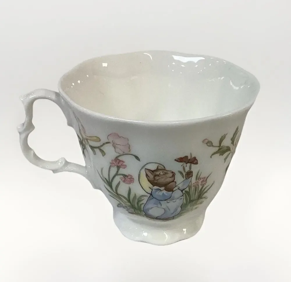 ROYAL ALBERT The World of Beatrix Potter TOM KITTEN Tea Cup VTG 1986 Bone China